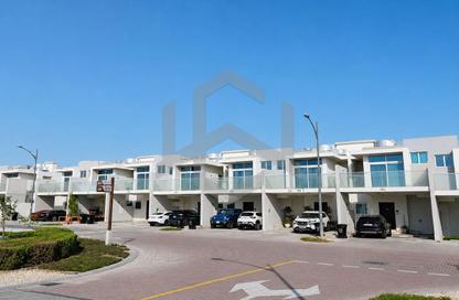 Townhouse - 3 Bedrooms - 3 Bathrooms for rent in Albizia - Damac Hills 2 - Dubai Townhouse - 3 Bedrooms - 3 Bathrooms for rent in Albizia - Damac Hills 2 - Dubai