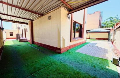 Villa - 5 Bedrooms - 5 Bathrooms for rent in Umm Suqeim 1 Villas - Umm Suqeim 1 - Umm Suqeim - Dubai Villa - 5 Bedrooms - 5 Bathrooms for rent in Umm Suqeim 1 Villas - Umm Suqeim 1 - Umm Suqeim - Dubai