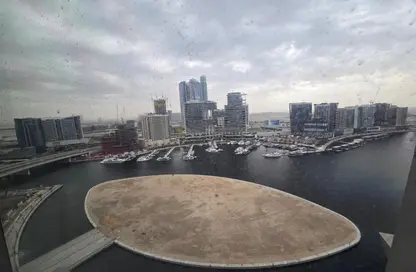 مكتب - استوديو - 2 حمامات للايجار في B2B  برج - الخليج التجاري - دبي