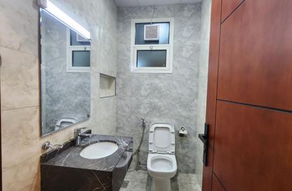 Apartment - 1 Bedroom - 2 Bathrooms for rent in Al Mowaihat 3 - Al Mowaihat - Ajman Apartment - 1 Bedroom - 2 Bathrooms for rent in Al Mowaihat 3 - Al Mowaihat - Ajman