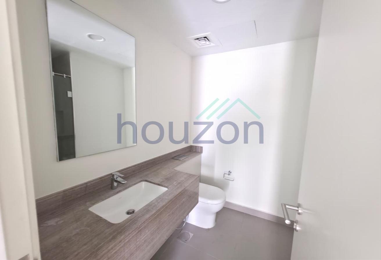 Chiller Free 4BR + Maids | Close to Pool & Park photo 10