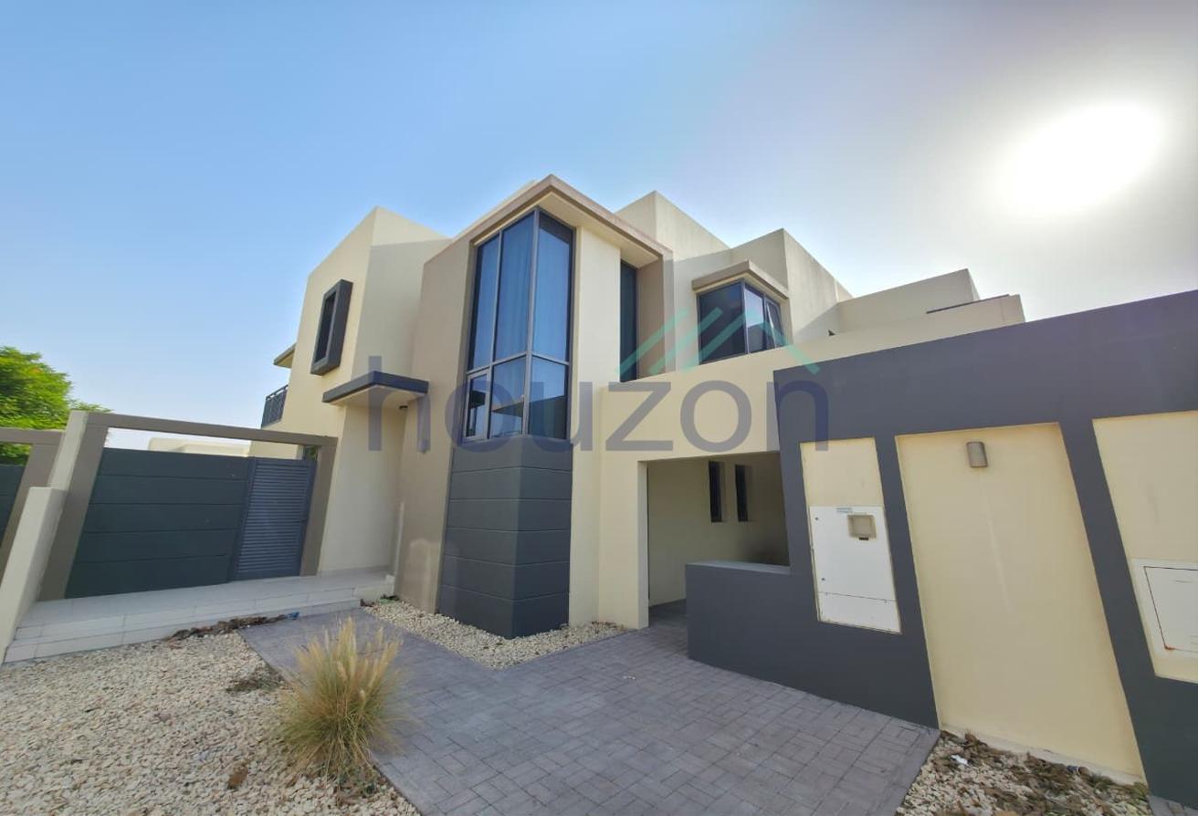 Chiller Free 4BR + Maids | Close to Pool & Park photo 13