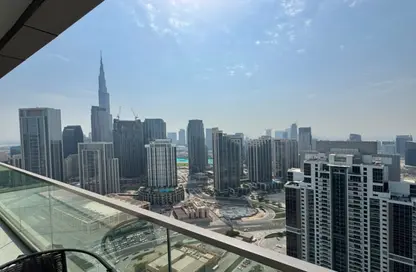 شقة - 2 غرف نوم - 3 حمامات للايجار في فندق ومساكن برج باراماونت - الخليج التجاري - دبي