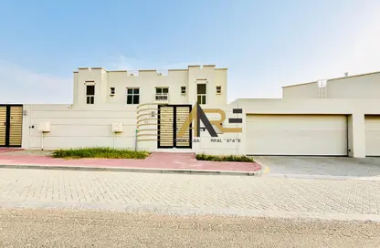 Villa - 3 Bedrooms - 4 Bathrooms for rent in Barashi - Al Badie - Sharjah