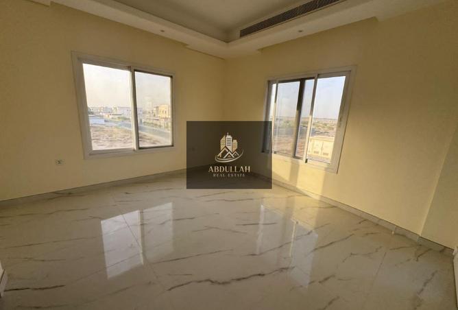 15948001 - Property Image 3