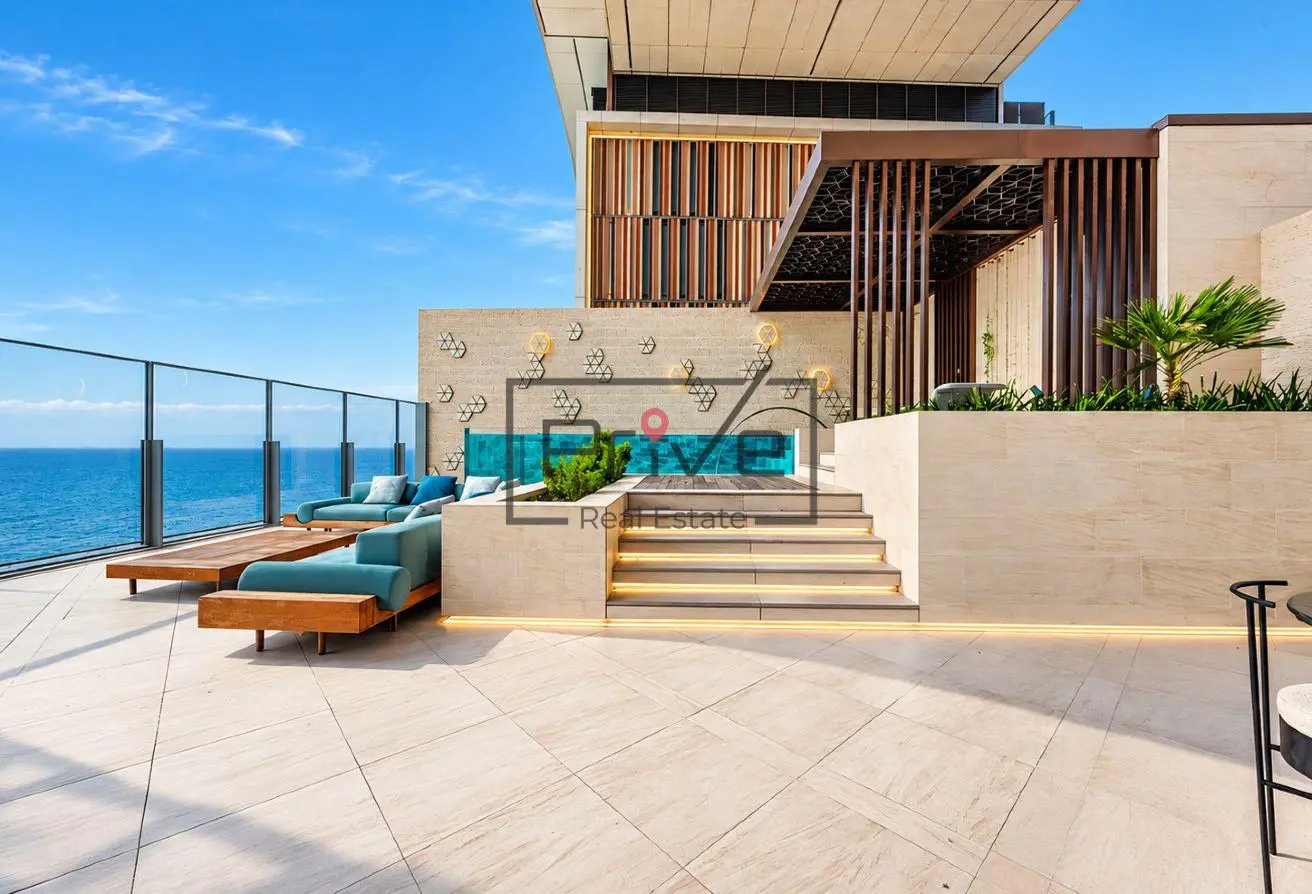 160100037 - Property Main Image