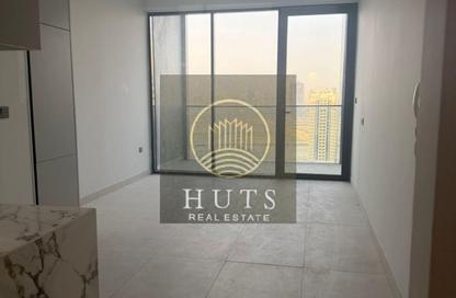 Apartment - Studio - 1 Bathroom for rent in Amal Tower - Dubai Sports City - Dubai