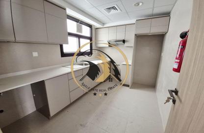 Apartment - 1 - 2 for rent in AlFalah - Muwaileh Commercial - Sharjah