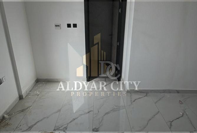 79848667 - Property Image 2