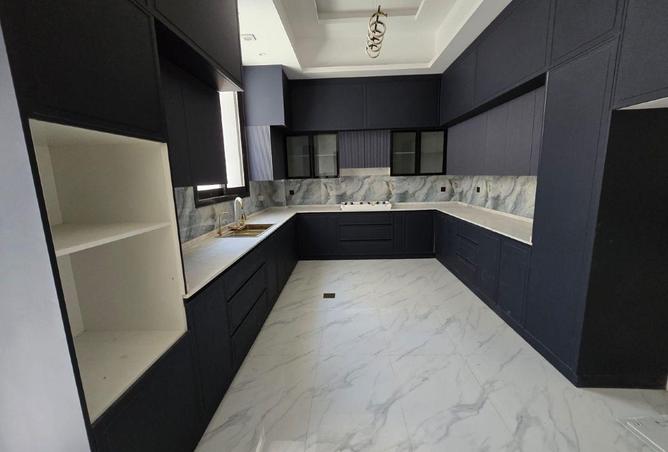 104259310 - Property Image 2