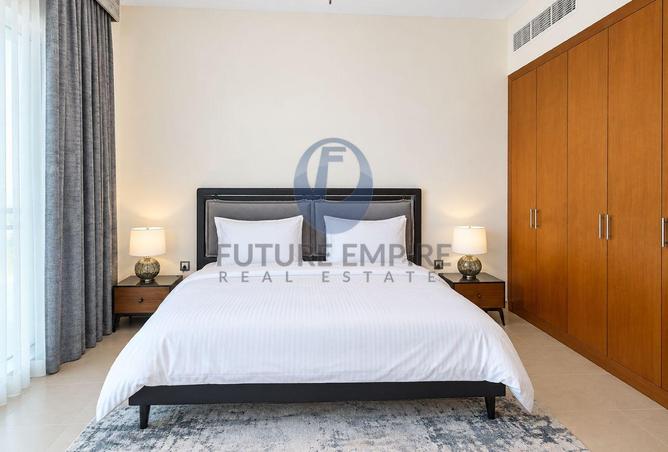 Fully Furnished | Luxurious 1Bhk | Ready To Move photo 2