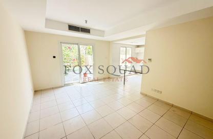 Villa - 2 - 3 for rent in Springs 12 - The Springs - Dubai Villa - 2 - 3 for rent in Springs 12 - The Springs - Dubai
