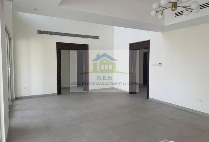 77774531 - Property Image 3