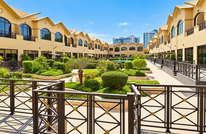 Villa - 4 Bedrooms - 5 Bathrooms for rent in Village 33 - Al Barsha 1 - Al Barsha - Dubai