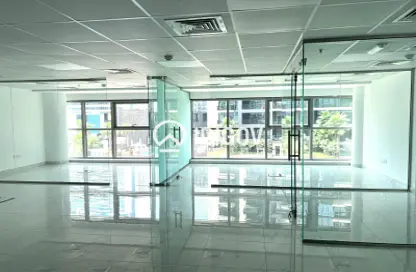 Office Space - Studio - 1 Bathroom for rent in The Binary Tower - Business Bay - Dubai