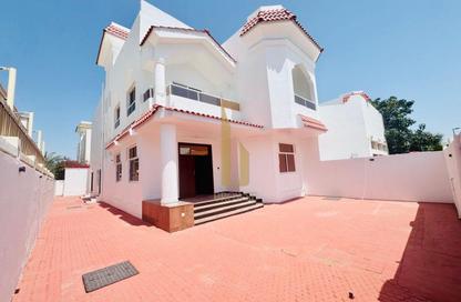 Villa - 4 Bedrooms - 4 Bathrooms for rent in Jumeirah 3 Villas - Jumeirah 3 - Jumeirah - Dubai