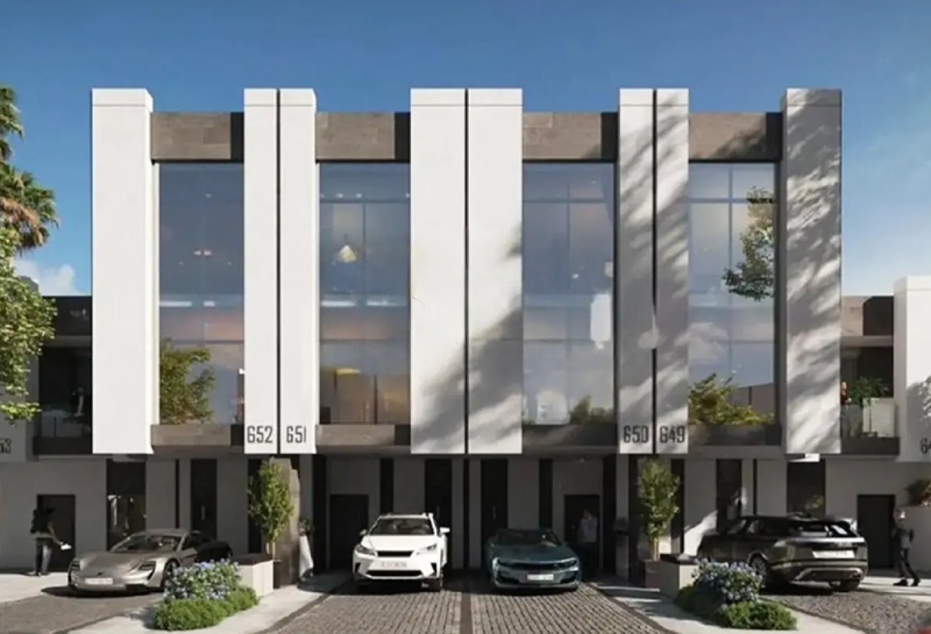 Spacious Layout I Prime Location I | Stylish