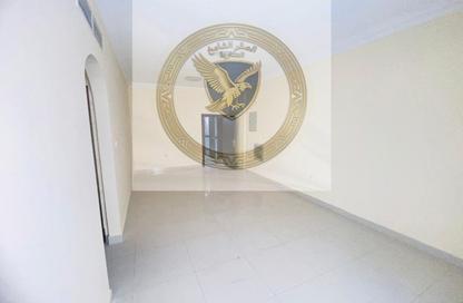 Apartment - 2 Bedrooms - 2 Bathrooms for rent in Al Jurf 2 - Al Jurf - Ajman Downtown - Ajman