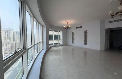 Apartment - 2 Bedrooms - 3 Bathrooms for rent in Al Khan Corniche - Al Khan - Sharjah