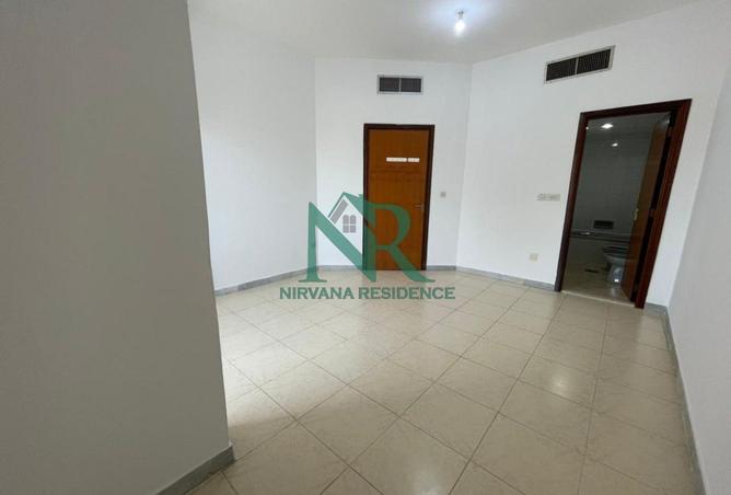 78209177 - Property Image 2