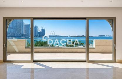 Apartment - 4 Bedrooms - 5 Bathrooms for rent in Seabird Residence - Palm Jumeirah - Dubai