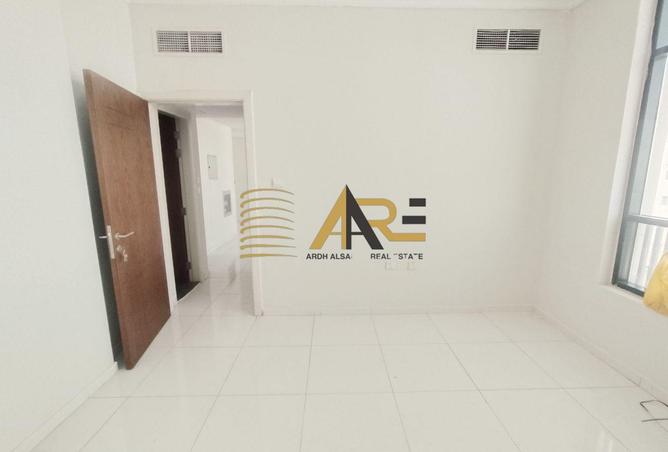 67434775 - Property Image 2