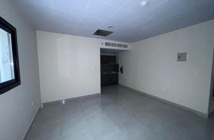 Apartment - Studio - 1 Bathroom for rent in Muweileh Community - Muwaileh Commercial - Sharjah