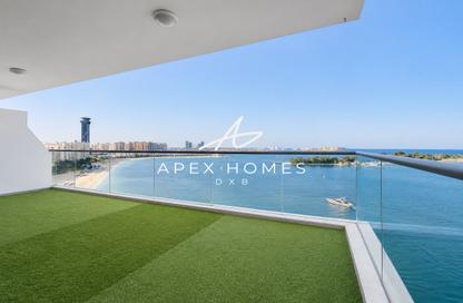 Apartment - 2 Bedrooms - 3 Bathrooms for rent in Azure Residences - Palm Jumeirah - Dubai