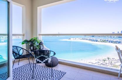 Apartment - 2 Bedrooms - 3 Bathrooms for rent in Al Nabat - Shoreline Apartments - Palm Jumeirah - Dubai