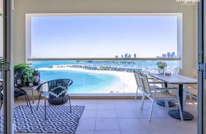 Apartment - 2 Bedrooms - 3 Bathrooms for rent in Al Nabat - Shoreline Apartments - Palm Jumeirah - Dubai