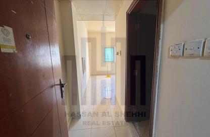 Apartment - Studio - 1 Bathroom for rent in Muwailih Building - Muwaileh - Sharjah