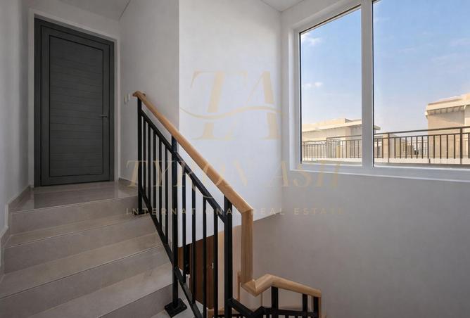 70296630 - صورة العقار 3