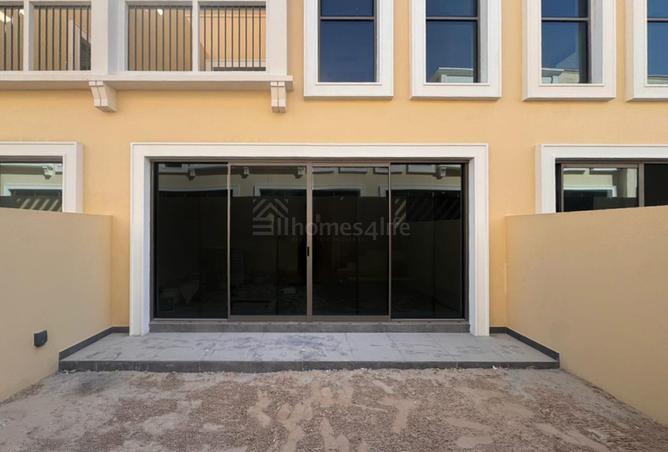 98271492 - Property Image 3