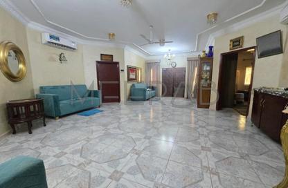 Villa - 3 Bedrooms - 4 Bathrooms for rent in Al Quoz 1 Villas - Al Quoz 1 - Al Quoz - Dubai
