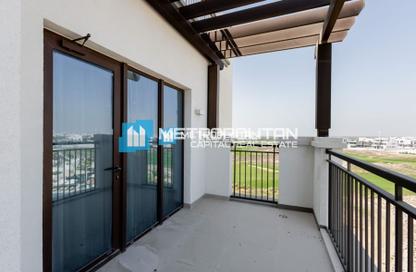 Apartment - 2 - 4 for rent in Views G - Yas Golf Collection - Yas Island - Abu Dhabi