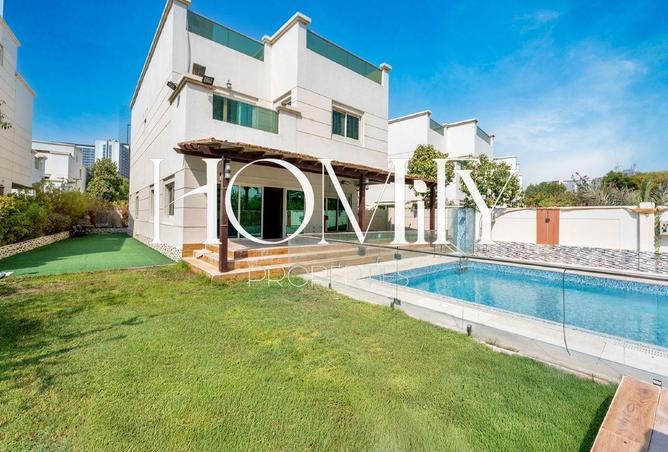 84072833 - Property Main Image