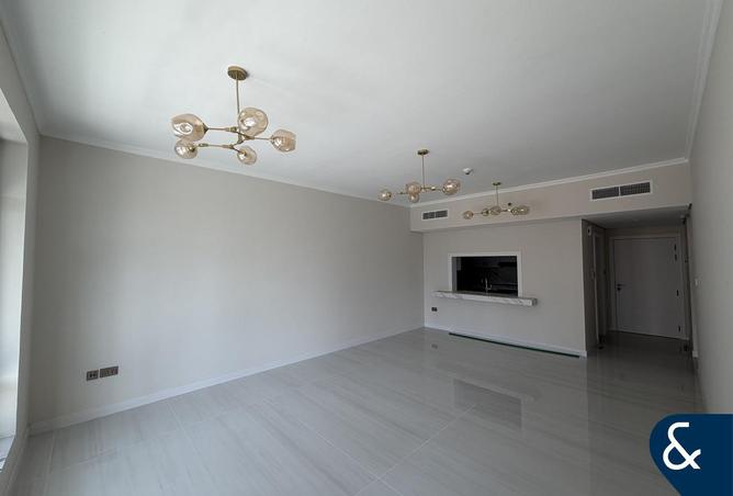 53572416 - صورة العقار 3