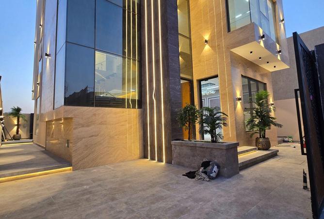 81926856 - Property Image 3