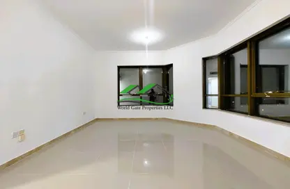 Apartment - 3 Bedrooms - 3 Bathrooms for rent in Clock Tower - Corniche Road - Abu Dhabi