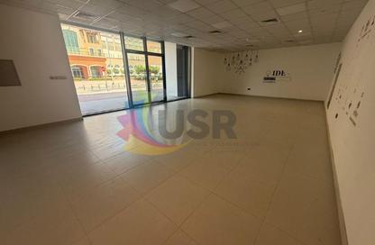 Shop - Studio for rent in Health care City - Dubai Healthcare City - Bur Dubai - Dubai