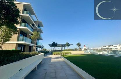 Apartment - 2 Bedrooms - 2 Bathrooms for sale in Seagate Building 1 - Seagate - Mina Rashid - Dubai
