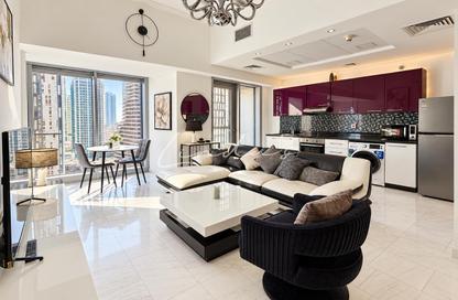 Apartment - 1 - 2 for rent in Cayan Tower - Dubai Marina - Dubai