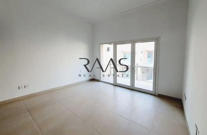 Villa - 3 - 5 for rent in Villa Lantana 2 - Villa Lantana - Dubai Science Park - Dubai