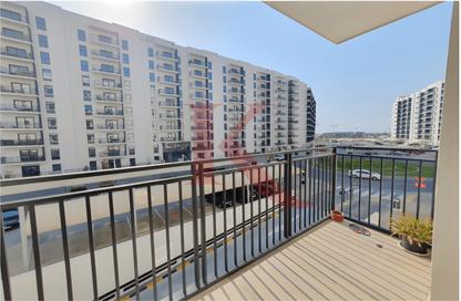 Apartment - 2 Bedrooms - 2 Bathrooms for sale in Waters Edge - Yas Island - Abu Dhabi