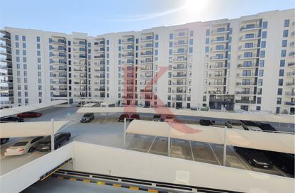 Apartment - 2 Bedrooms - 2 Bathrooms for sale in Waters Edge - Yas Island - Abu Dhabi
