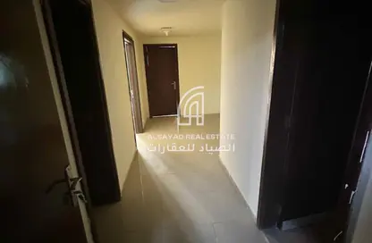 شقة - 3 غرف نوم - 4 حمامات للايجار في شارع التعاون الجديد - التعاون - الشارقة