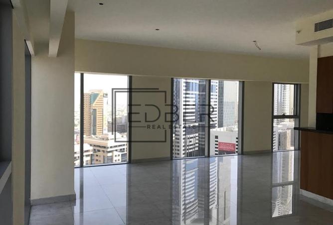 77398184 - Property Image 3