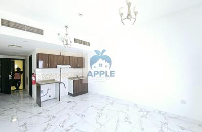 Apartment - Studio - 1 Bathroom for rent in Muwaileh 3 Building - Muwaileh - Sharjah