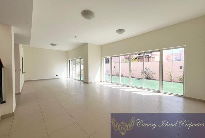 54388155 - صورة العقار 3