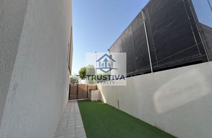 Townhouse - 3 - 4 for rent in Nasma Residence - Al Tai - Sharjah